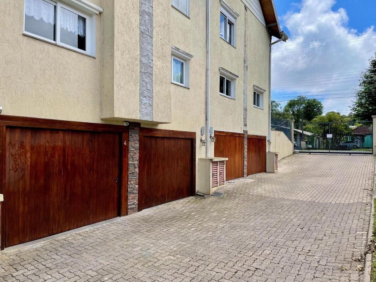 Casa Triplex 3 Dorm A 6Qd Rua Coberta Канела Экстерьер фото